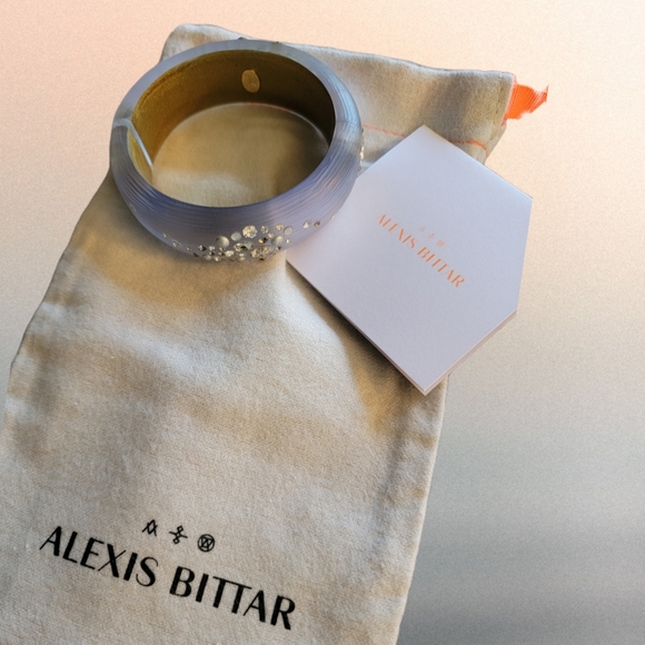 ALEXIS BITTAR | SWAROVSKI CRYSTAL LUMINOUS GRAY MAGNETIC LUCITE BRACELET - Picture 2 of 12